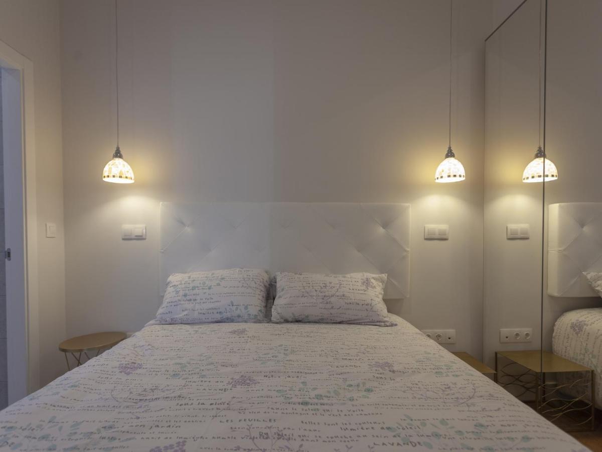 Rd Aparcamiento Incluido Triana Luminoso Comodo 2bd 2bth Appartement *