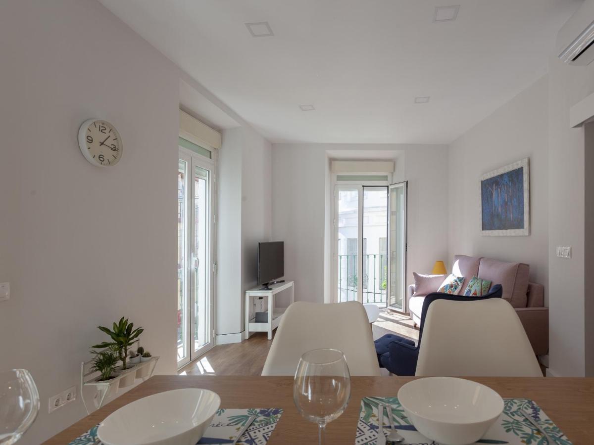 Appartement Rd Aparcamiento Incluido Triana Luminoso Comodo 2bd 2bth Sevilla
